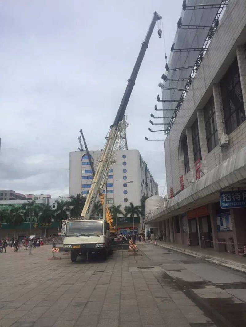 广告牌安装